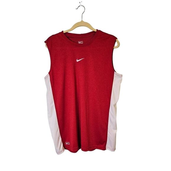 Nike sleeveless athletic shirt. Size M. - Picture 1 of 7